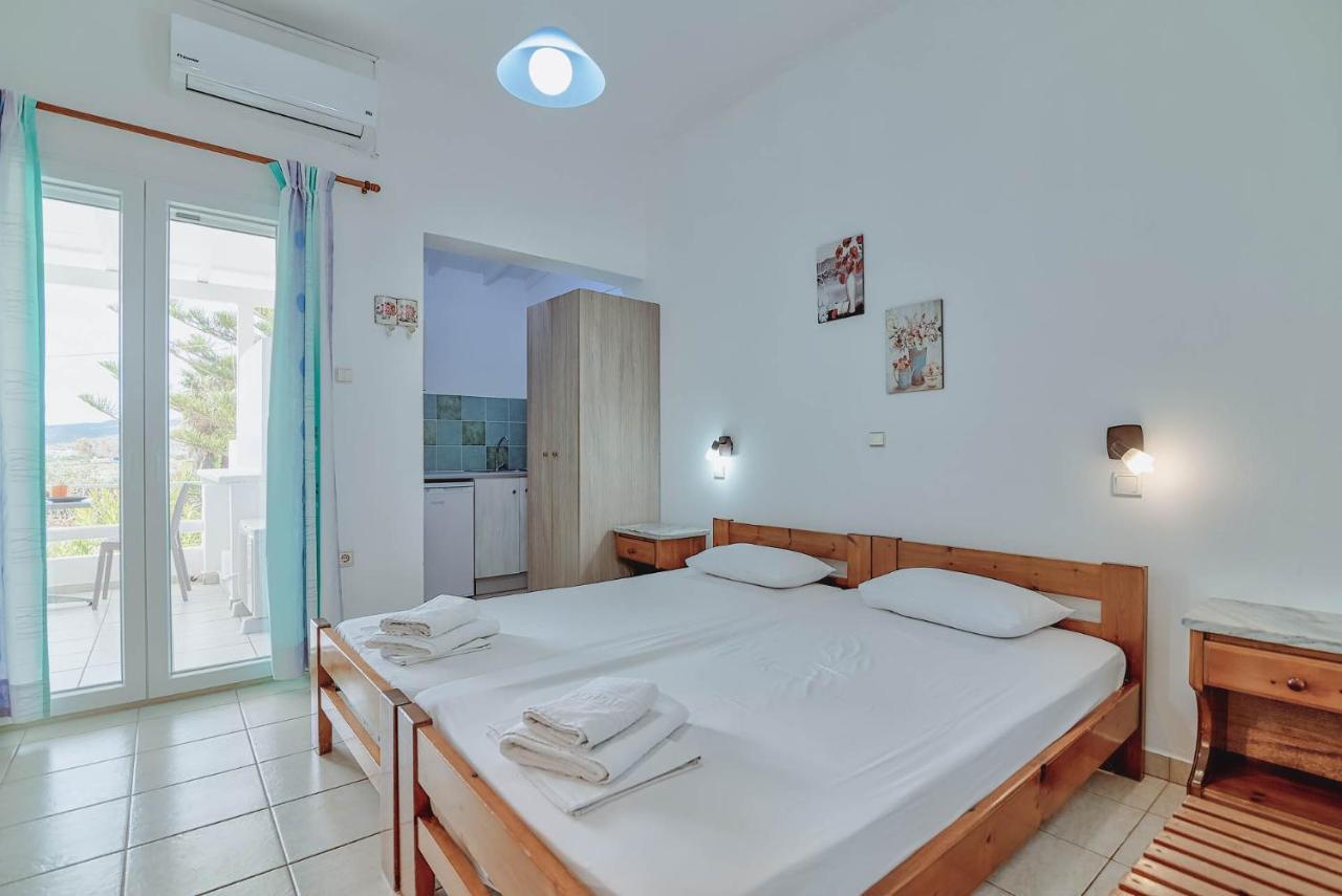 Pavlos Place Antiparos Exterior photo